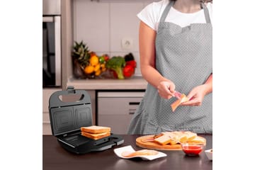 Voileipägrilli Black+Decker 2 osastoa - Kotitalous - Keittiökoneet - Lämmittäminen & keittäminen - Parilagrilli & voileipägrilli