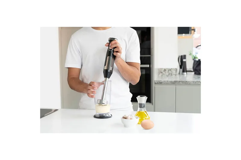 Sauvasekoitinsetti Black+Decker 1500W - Musta - Kotitalous - Keittiökoneet - Sekoittaminen & pilkkominen - Sauvasekoitin