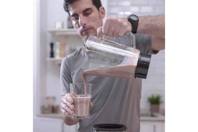 Kannusekoitin Black+Decker 800W 1,5L Harjattua Terästä - Harmaa - Kotitalous - Keittiökoneet - Sekoittaminen & pilkkominen - Tehosekoitin