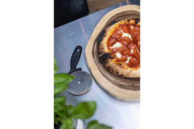 Pizzaleikkuri Mustang - Hopea - Kotitalous - Ruoanlaitto & leivonta - Keittiöveitset