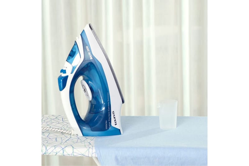 Höyrysilitysrauta Taurus Baltic 2200W - Sininen||Valkoinen - Kotitalous - Siivous & vaatehuolto - Vaatehuolto - Höyrysilitysrauta & höyryasema