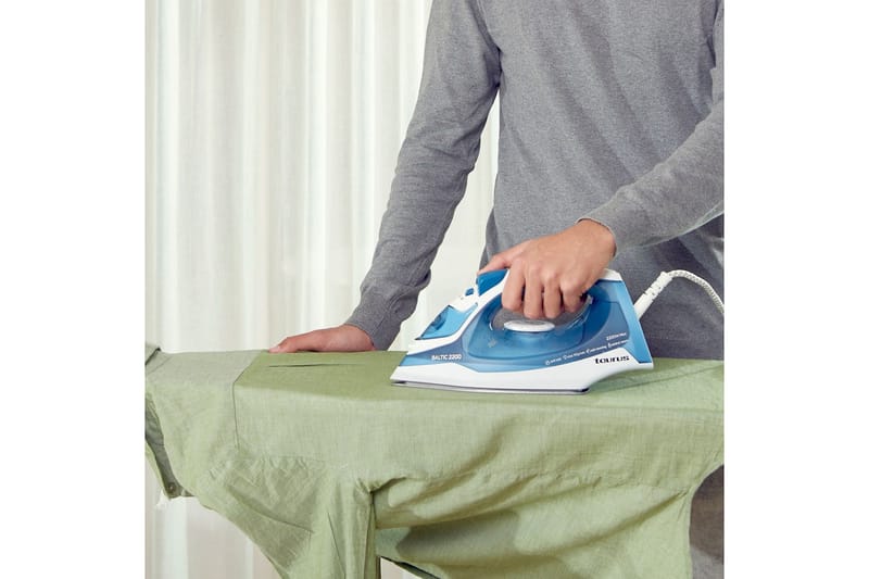Höyrysilitysrauta Taurus Baltic 2200W - Sininen||Valkoinen - Kotitalous - Siivous & vaatehuolto - Vaatehuolto - Höyrysilitysrauta & höyryasema