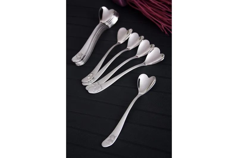 Lusikka Kosova 12-pak 11 cm Sydämenmuot Ruostumaton teräs - Metallinen - Kotitalous - Tarjoilu & kattaus - Aterimet - Aterinsetti