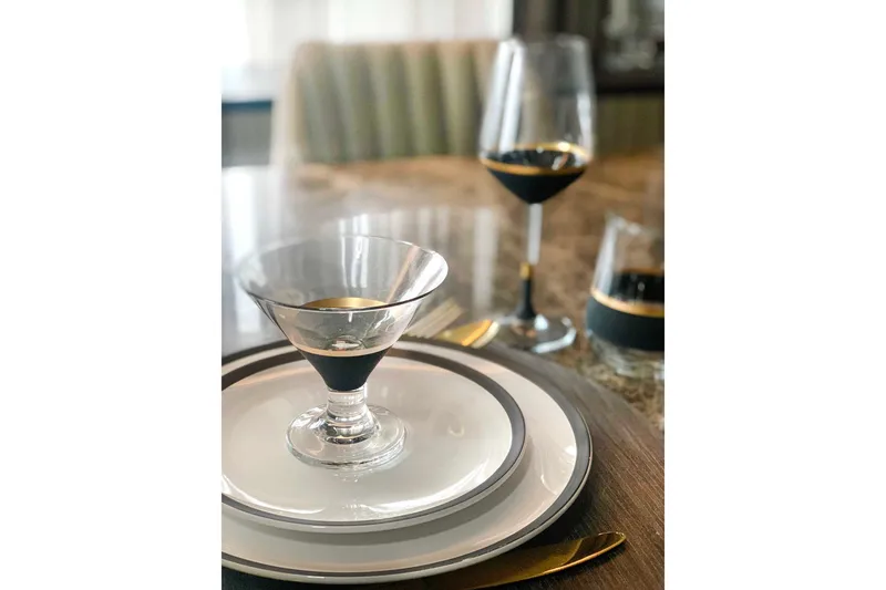 Lasi Setti 6-pak - Musta/Kulta - Kotitalous - Tarjoilu & kattaus - Juomalasit