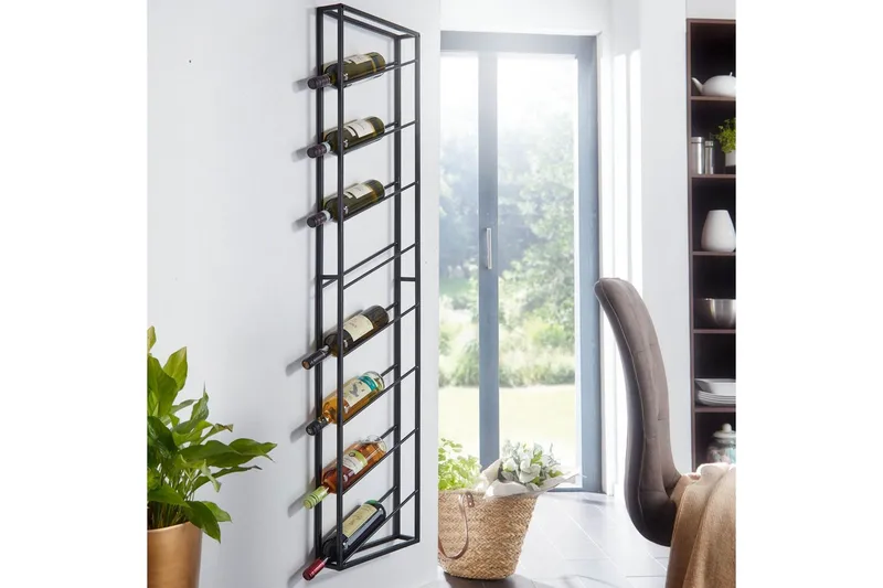 Viiniteline Wohnling seinään kiinnitettävä, tilaa 8 pullolle, jauhemaalattu metalli, teollinen loft-tyyli Musta - Musta - Kotitalous - Tarjoilu & kattaus - Kannut & karahvit - Lasipullo