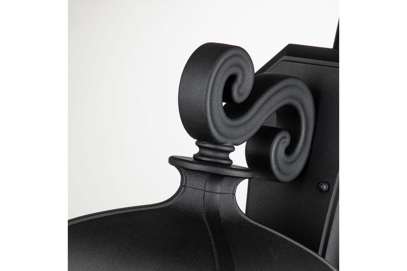 Bayview Elstead Lighting Outdoor Seinävalaisin - Piha & ulkoaltaat - Piha-alue - Sisäänkäynti - Sisäänkäynnin valaistus