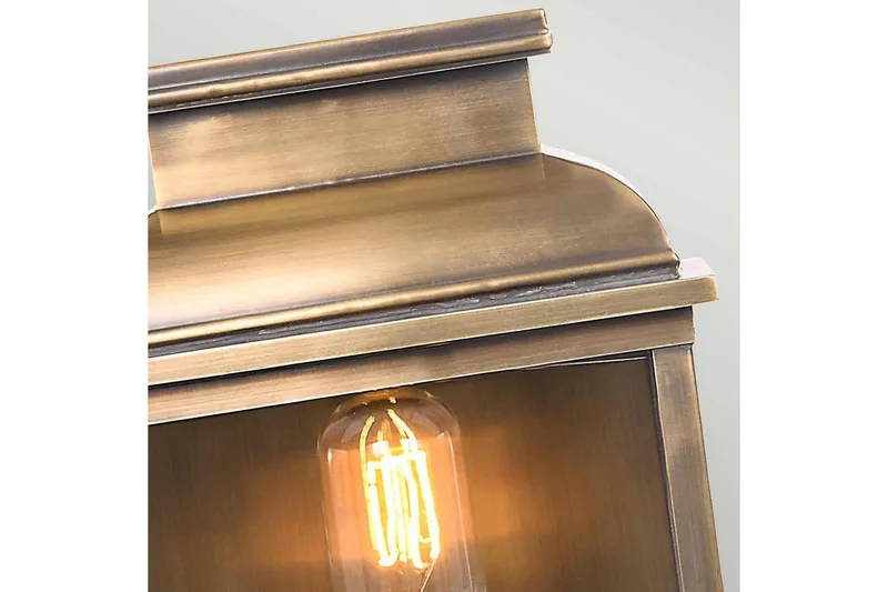 Old Bailey Elstead Lighting Outdoor Seinävalaisin - Piha & ulkoaltaat - Piha-alue - Sisäänkäynti - Sisäänkäynnin valaistus