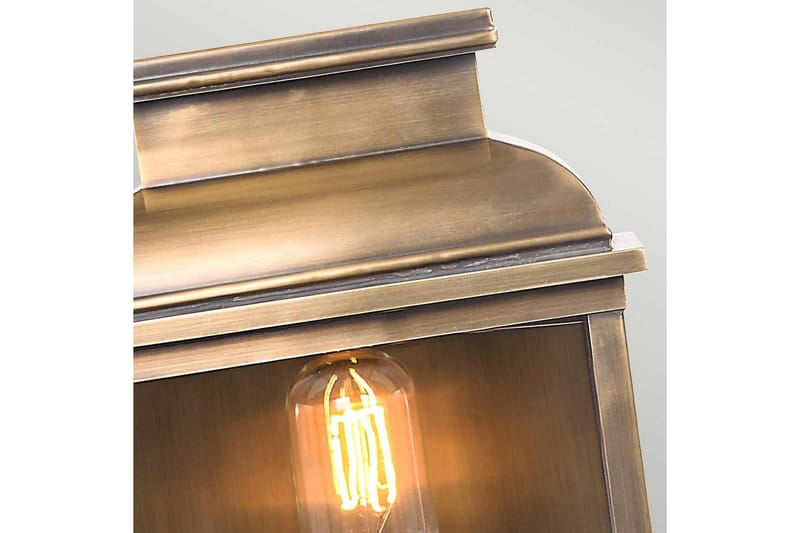 Old Bailey Elstead Lighting Outdoor Seinävalaisin - Piha & ulkoaltaat - Piha-alue - Sisäänkäynti - Sisäänkäynnin valaistus