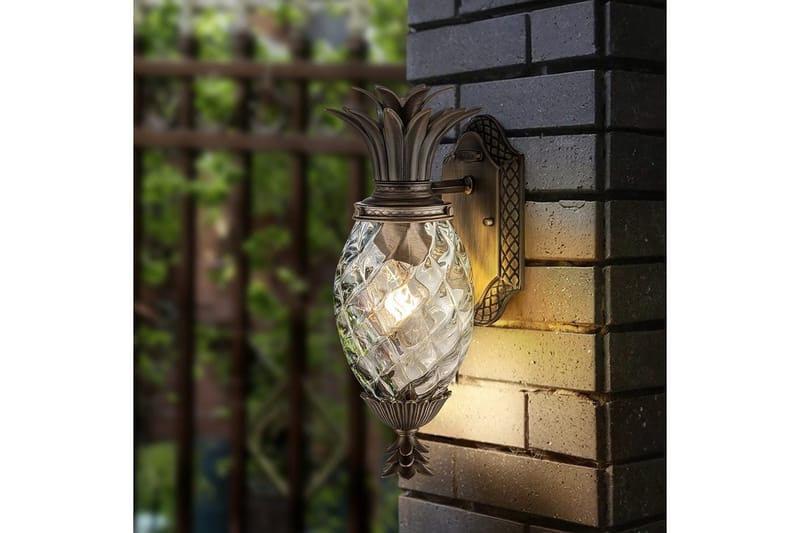 Plantation Hinkley Outdoor Seinävalaisin - Piha & ulkoaltaat - Piha-alue - Sisäänkäynti - Sisäänkäynnin valaistus