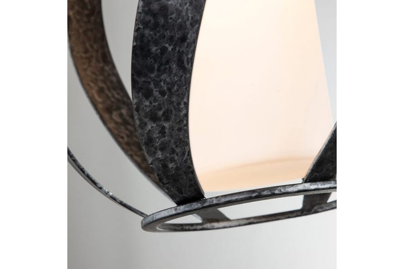 Ulkoseinävalaisin Quoizel Blacksmith - Piha & ulkoaltaat - Piha-alue - Sisäänkäynti - Sisäänkäynnin valaistus