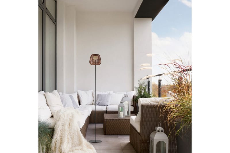 Askia Just Light Lattiavalaisin - Piha & ulkoaltaat - Piha-alue - Terassi & aidattu terassi - Terassin valaistus