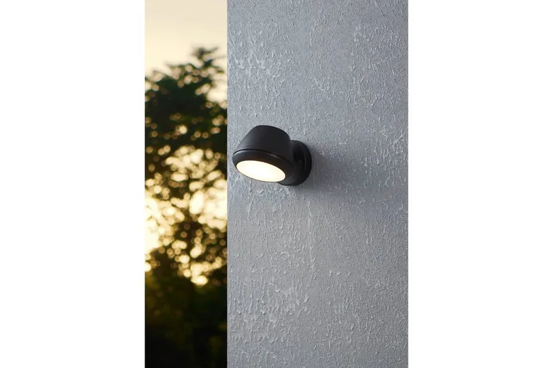 Ulkoseinävalaisin Eglo Nivarolo - Valkoinen/Musta - Piha & ulkoaltaat - Piha-alue - Terassi & aidattu terassi - Terassin valaistus