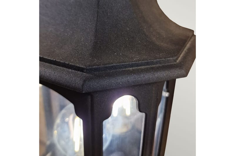 Ulkoseinävalaisin Elstead Lighting Chapel - Piha & ulkoaltaat - Piha-alue - Terassi & aidattu terassi - Terassin valaistus