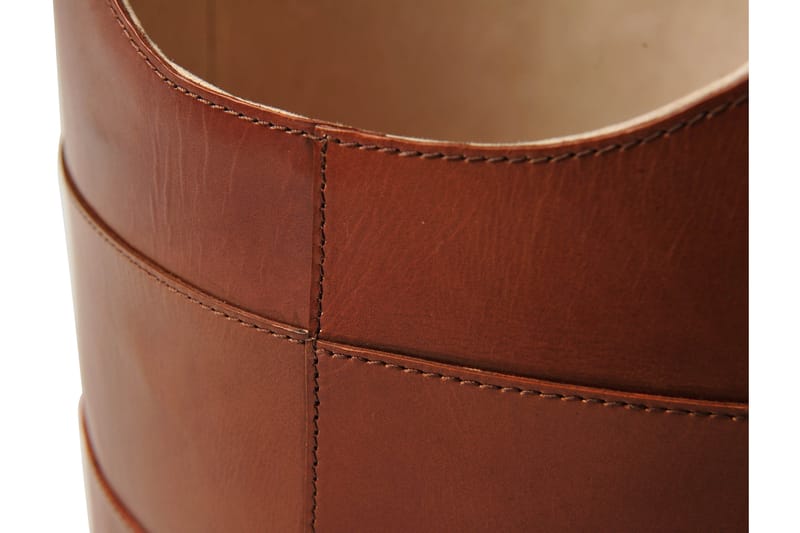 Puukori Buonaroti - Piha & ulkoaltaat - Piha-alue - Ulkosäilytys - Polttopuun säilytys