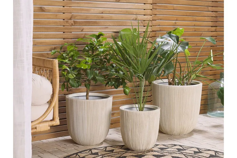 Ruukku 44 x 44 x 48 cm beige CHIOS - Beige - Piha & ulkoaltaat - Viljely & puutarhanhoito - Kasvatus - Kukkaruukku & Istutusastia - Suuret kukkaruukut