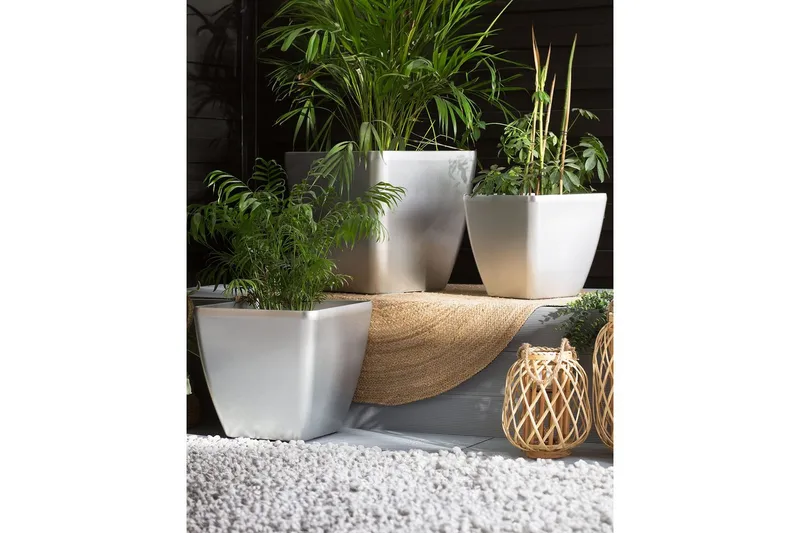 Trädgårdskruka Beliani Astras set om 2 35x35x34 cm 42x42x41 cm - Piha & ulkoaltaat - Viljely & puutarhanhoito - Kasvatus - Kukkaruukku & Istutusastia - Suuret kukkaruukut