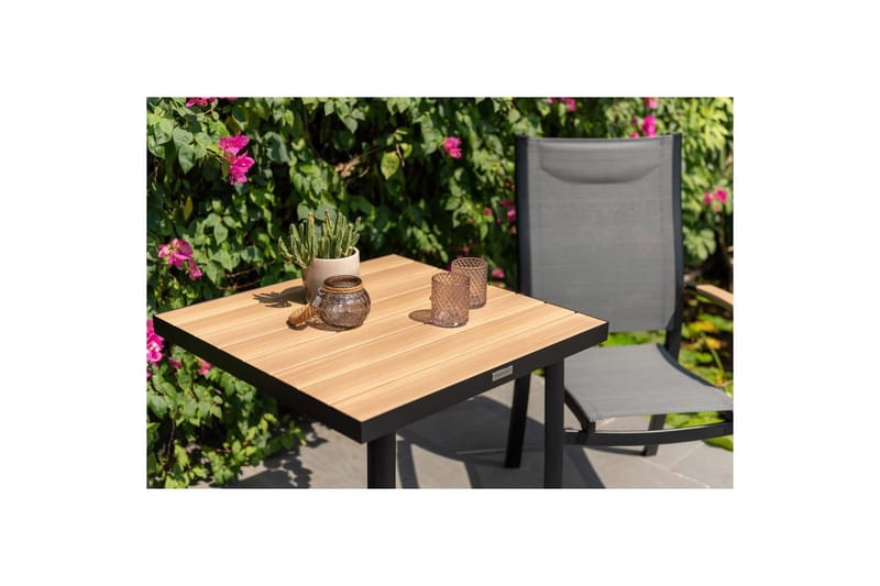 Ulkomöbeliryhmä Lifestyle Garden Panama 2x pinottava nojatuoli & bistro pöytä - Puutarhakalusteet - Parveke - Parvekekalusteet - Parvekesetti