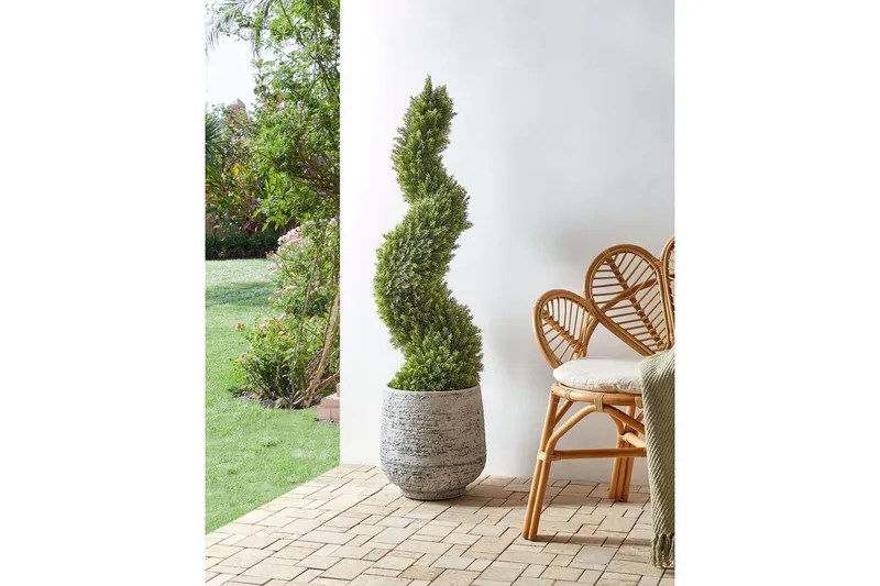 Konstgjord växt Beliani Cypress Spiral Tree Green||Black - Puutarhakalusteet - Parveke - Parvekeviljely - Parvekekukat