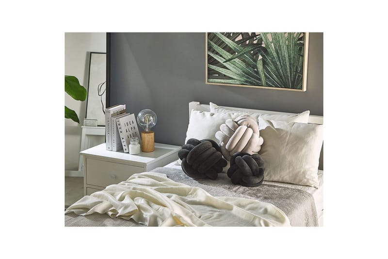 Koristetyynyt Malni Musta, 30x30x30 cm - Musta, 30x30x30 cm - Kodintekstiilit & matot - Tyyny & torkkupeitto - Koristetyynyt