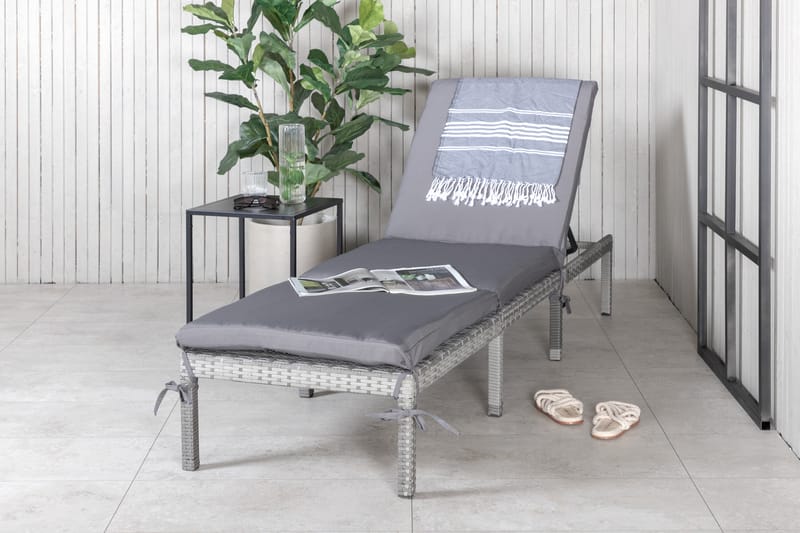 Aurinkosänky Bilbao pehmusteella - Harmaa - Puutarhakalusteet - Puutarhatuoli - Aurinkosänky & aurinkovaunu