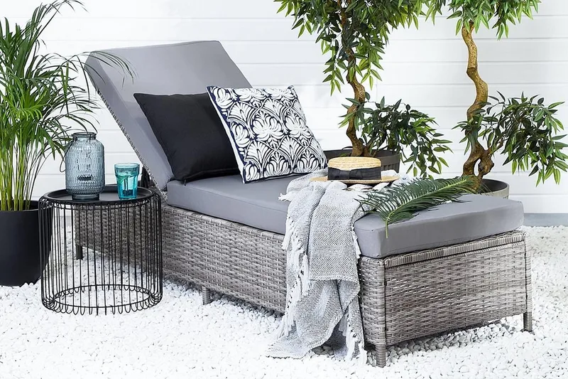 Aurinkosänky Turin II 65x201 cm - Puutarhakalusteet - Terassiryhmät - Aurinkovuode