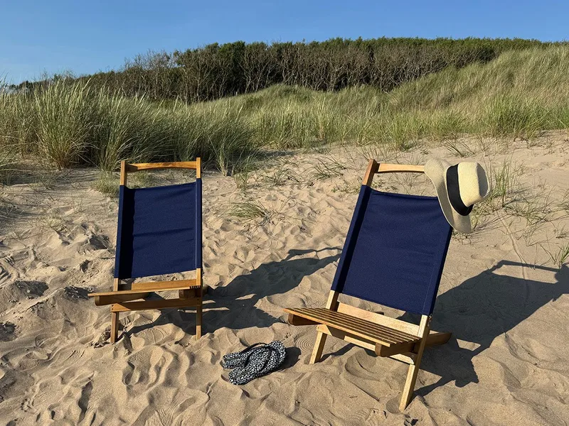 Aurinkotuoli Hillerstorp Mölle, Sininen