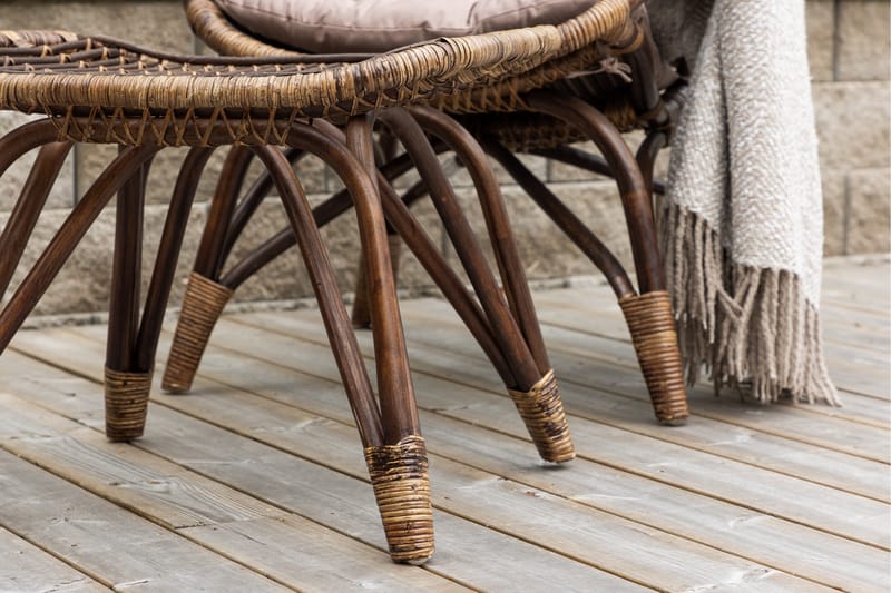 Ella Ulkotuoli - Tumma pähkinä - Puutarhakalusteet - Puutarhatuoli - Ulkotilan nojatuolit