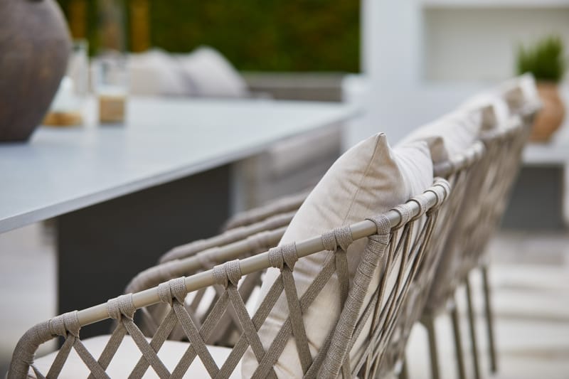 Hillerstorp Jet Set ruokatuoli 2-pack - Beige - Puutarhakalusteet - Puutarhatuoli - Karmituoli ulos