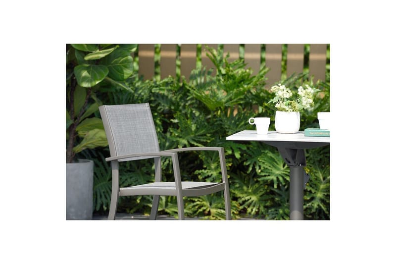 Pinottava nojatuoli Lifestyle Garden Solana 4 kpl - Puutarhakalusteet - Puutarhatuoli - Karmituoli ulos