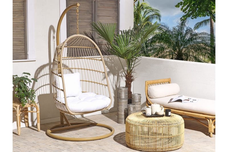 Riipputuoli Allera jalustalla Köysi Beige - Puu/Luonnonväri - Puutarhakalusteet - Puutarhatuoli - Riipputuoli