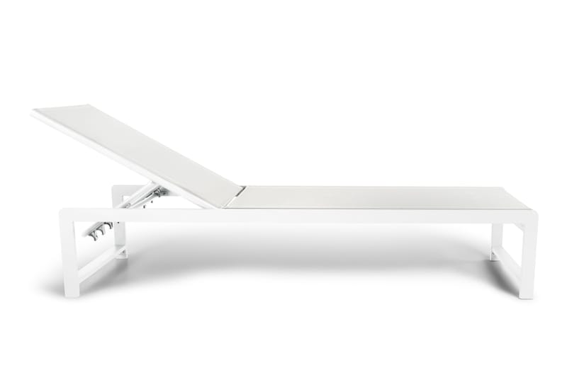 Sanna Aurinkotuoli Säädettävällä Selkänojalla - Valkoinen - Puutarhakalusteet - Puutarhatuoli - Aurinkosänky & aurinkovaunu