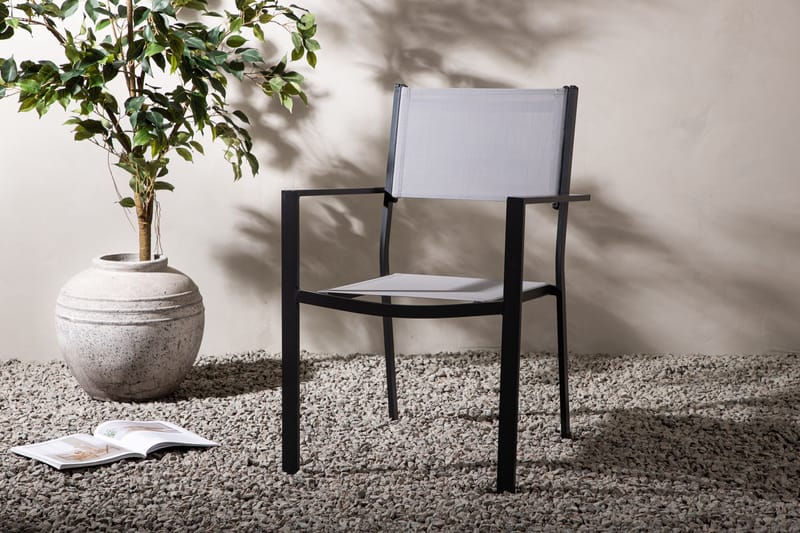 Käsinojallinen tuoli Copacabana Pinottava - Musta/Harmaa - Puutarhakalusteet - Puutarhatuoli - Ulkotilan ruokatuoli