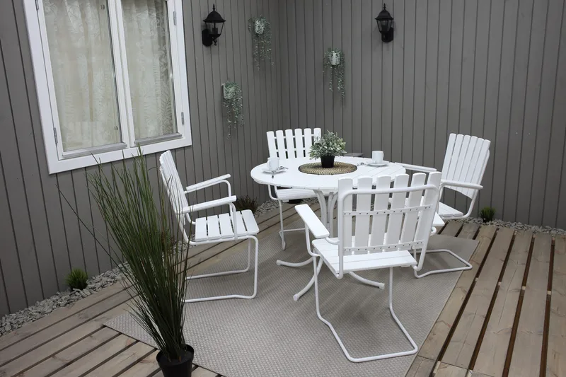 Nojatuoli Vaxholm Valkoinen - KWA - Puutarhakalusteet - Puutarhatuoli - Ulkotilan ruokatuoli