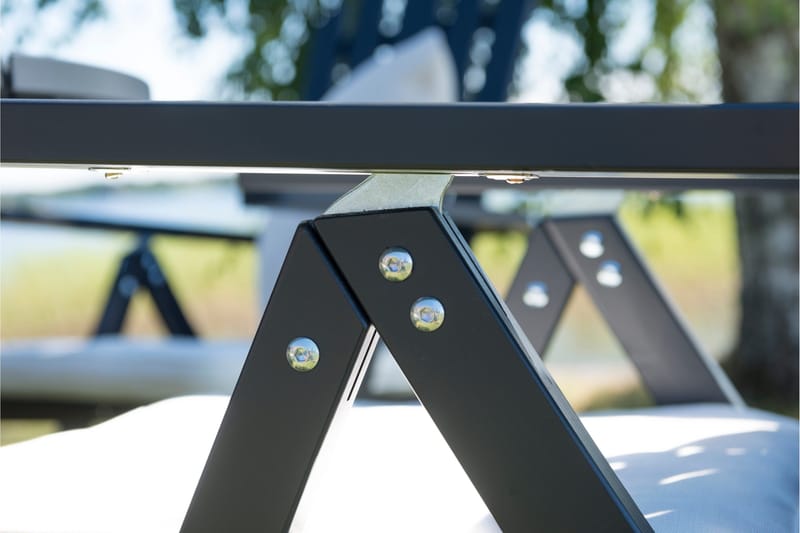 Hillerstorp Läckö Säätönojatuoli - Puutarhakalusteet - Puutarhatuoli - Ulkotilan nojatuolit