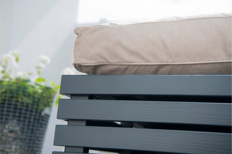 Nojatuoli Bara Vara Harmaa - Hillerstorp - Puutarhakalusteet - Puutarhatuoli - Ulkotilan nojatuolit