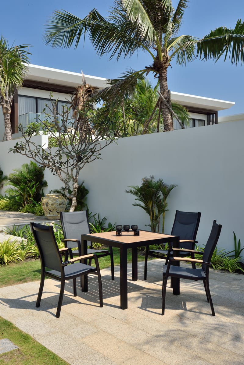 Panama Ulkopöytä 90 cm - Puu/Musta - Puutarhakalusteet - Terassipöydät - Ruokapöytä terassille