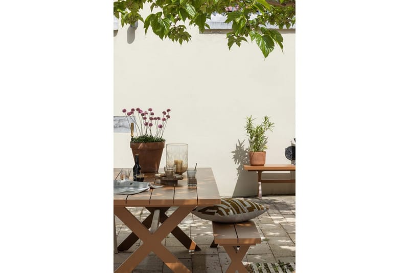 Puutarhapöytä Delta - Terra - Puutarhakalusteet - Terassipöydät - Ruokapöytä terassille