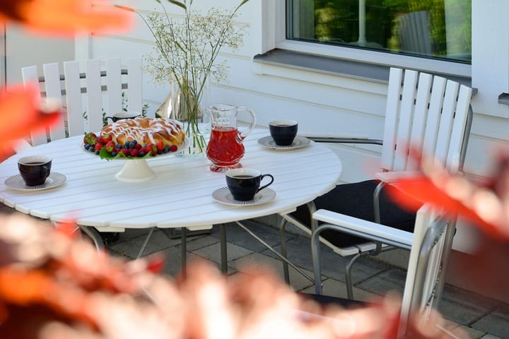 Pöytä Hillerstorp Sandhamn 100 cm - Valkoinen - Ruokapöytä terassille