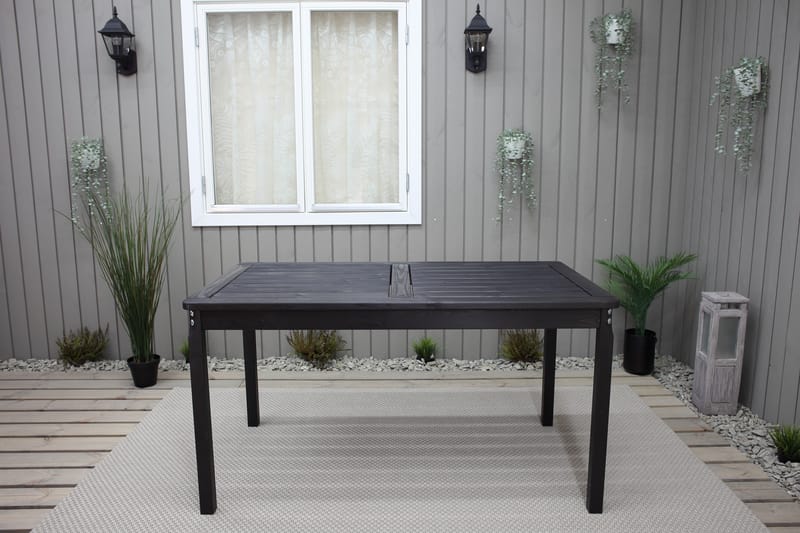 Ruokapöytä Olivio 135x77 cm - Musta - Puutarhakalusteet - Terassipöydät - Ruokapöytä terassille