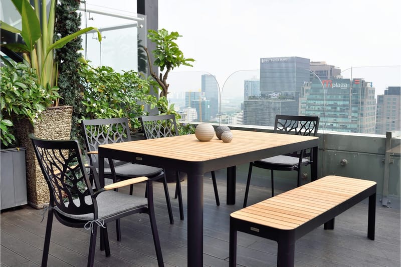 Ruokapöytä Portals 161 cm - Musta/Puu - Puutarhakalusteet - Terassipöydät - Ruokapöytä terassille