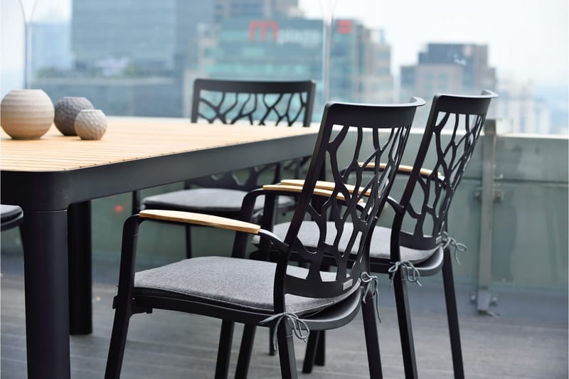 Ruokapöytä Portals 161 cm - Musta/Puu - Puutarhakalusteet - Terassipöydät - Ruokapöytä terassille