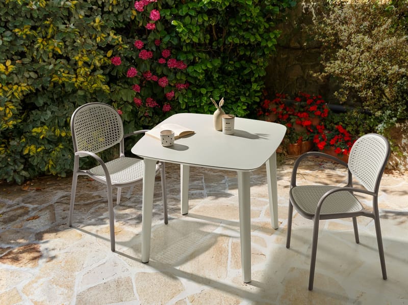 Ruokapöytä ulos Sorico 86x86 cm - Beige - Puutarhakalusteet - Terassipöydät - Ruokapöytä terassille