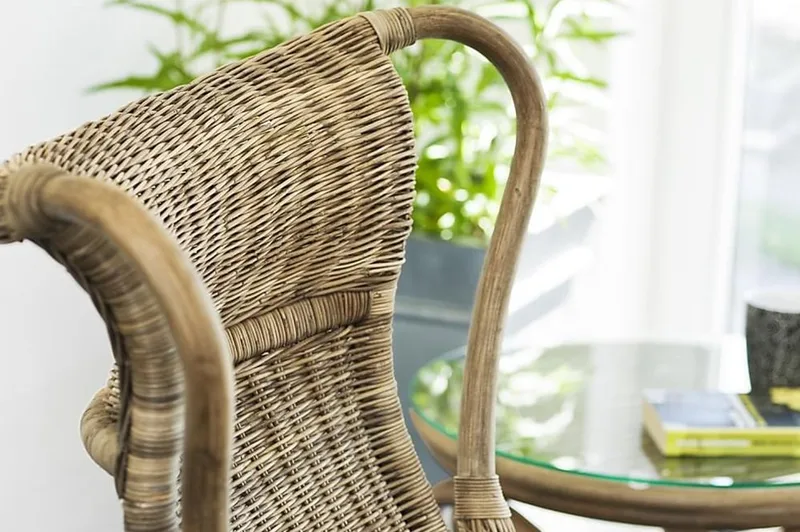 Pöytä Praktö Luonnonrottinki - Puutarhakalusteet - Terassipöydät - Sivupöydät ulos