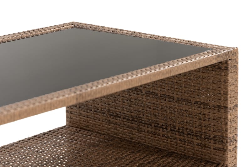 Pöytä Bahamas hyllyllä 113 cm - Hiekka - Puutarhakalusteet - Terassipöydät - Sohvapöytä ulos & loungepöytä