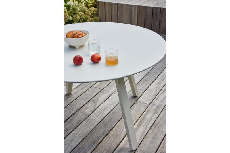 Ulkopöytä Auke - Puutarhakalusteet - Terassipöydät - Ruokapöytä terassille