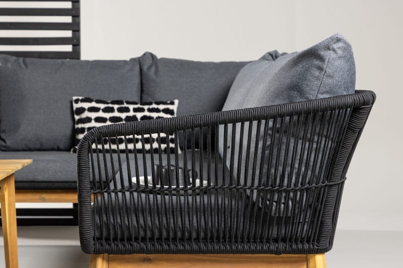 Chania 4-istuttava kulmasohvasetti ulkokäyttöön - Musta - Puutarhakalusteet - Terassiryhmät - Oleskeluryhmät