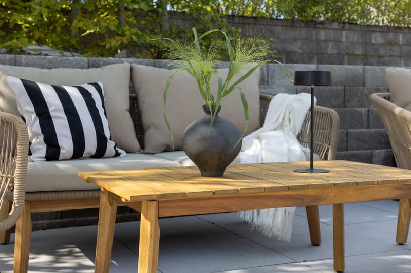 Chania oleskeluryhmä 2-istuttava sohva + 2 nojatuolia pöydällä ulkokäyttöön - Ruskea - Puutarhakalusteet - Terassiryhmät - Oleskeluryhmät