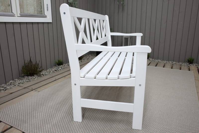 Europe Ulkosohva 3-istuttava - Valkoinen - Puutarhakalusteet - Ulkosohva & puutarhapenkki - Puutarhapenkki & ulkopenkki