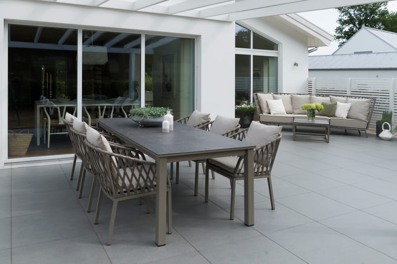 Lounge-sohva Hillerstorp Jet Set 3-istuttava - Beige - Puutarhakalusteet - Terassiryhmät - Terassisohvat