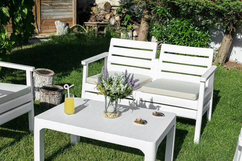 Momira Lounge-ryhmä ulkokäyttöön - Valkoinen - Puutarhakalusteet - Terassiryhmät - Sohvaryhmät ulos